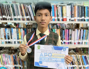 Sebagai Peraih Juara 2 Lomba Asosiasi Plus Olimpiade Bidang IPS Tingkat SMP/MTs Se-Provinsi Riau.